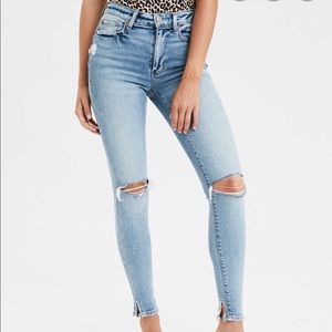 NWT American Eagle Super High Waisted Jegging !!